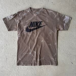 Men's M Brown Nike tie-dye T-shirt